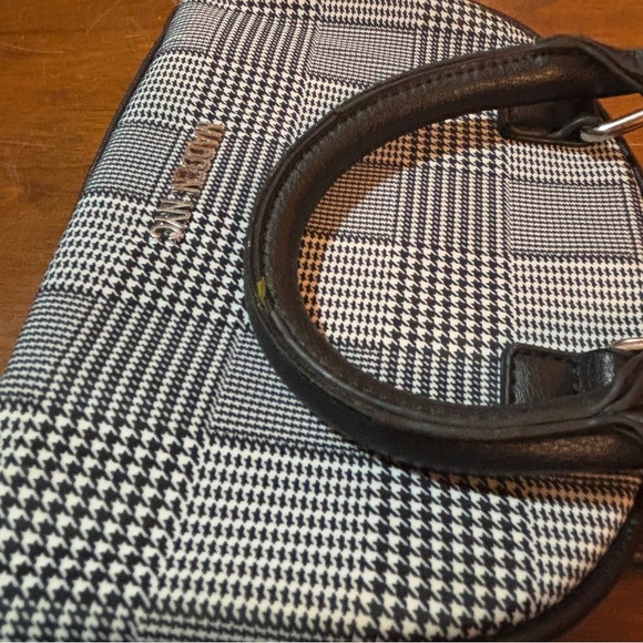 Madden NYC Women's handbag no crossbody strap - Picture 6 of 14